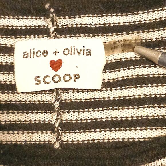 ANGORA WOOL Sweater Alice + Olivia Size M BLACK WHITE French Scoop Minimalist - Picture 10 of 13